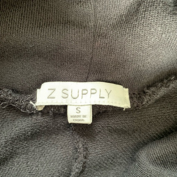 Crop Z supply sweatshirt - Picture 2 of 3